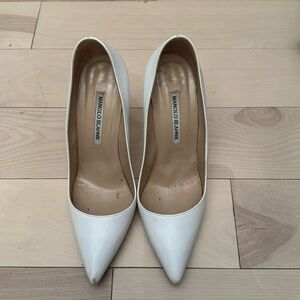 Manolo Blahnik Bb Pointed Toe Pumps